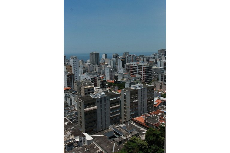 LOFT com VISTA PARCIAL para o Mar de Ipanema, a pé praia, ao