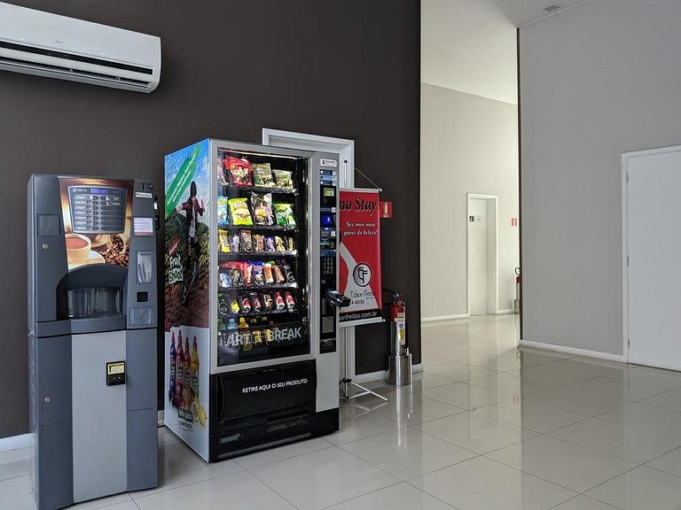 MELHOR Localização na Barra da Tijuca- Apartamento com Ar, w