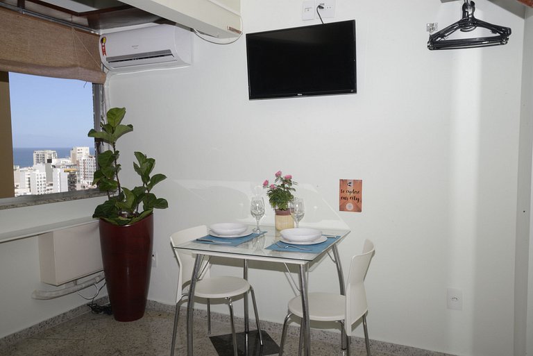 LOFT com VISTA PARCIAL para o Mar de Ipanema, a pé praia, ao
