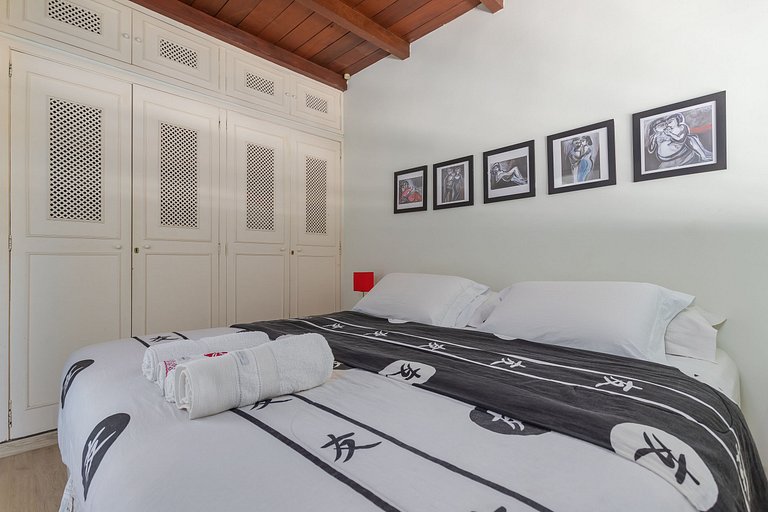 Duplex a pé praia de Ipanema com wifi e lavanderia