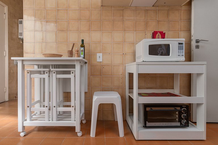 TOP - Apartamento com 2 Quartos em Ipanema com WIFI, lavande