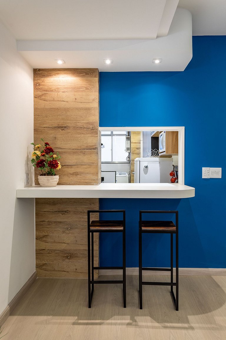 Prédio em frente a praia de Copa, 2 e 3 Quartos, pé na areia