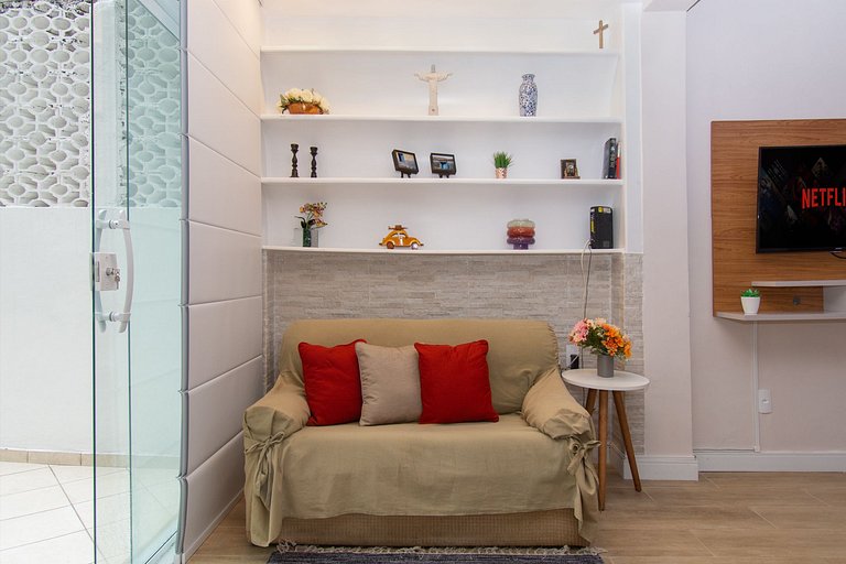 Maravilhoso Loft em Copacabana a 150 metros da Praia com um