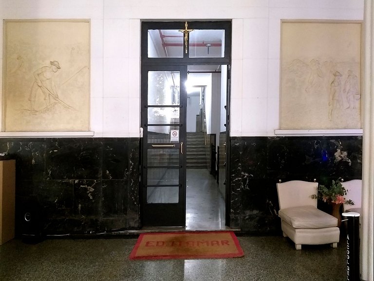 Maravilhoso Loft em Copacabana a 150 metros da Praia com um