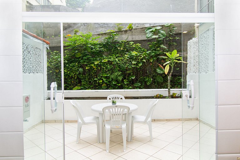 Maravilhoso Loft em Copacabana a 150 metros da Praia com um