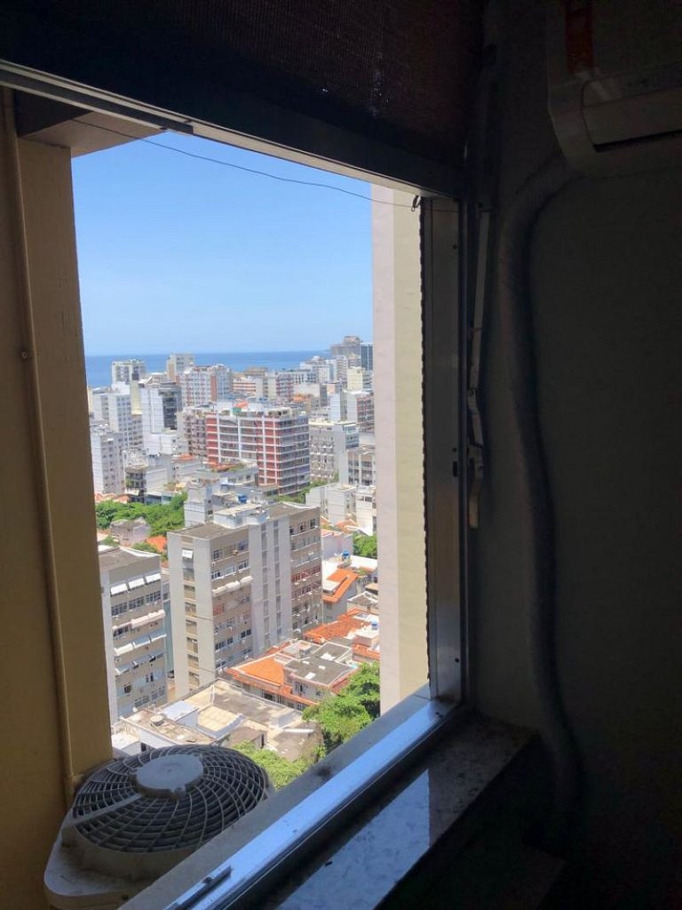 LOFT com VISTA PARCIAL para o Mar de Ipanema, a pé praia, ao