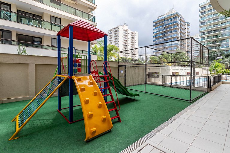 Em frente ao Parque Olímpico e Jeunesse, com Varanda Gourmet