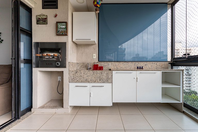 Em frente ao Parque Olímpico e Jeunesse, com Varanda Gourmet