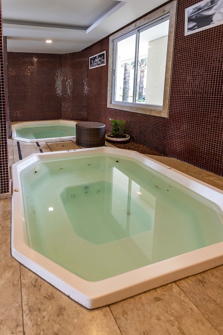 Relax com ar, wi fi, piscina no Condomínio Estrelas, ao lado