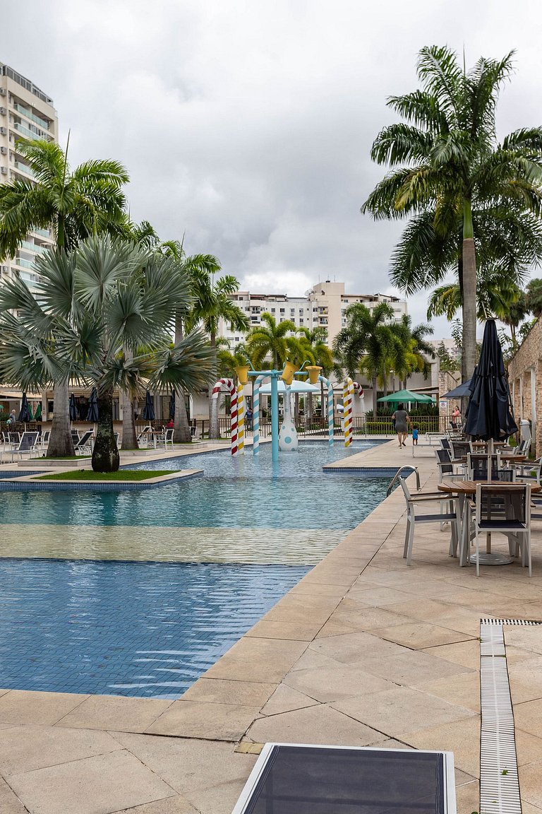 Relax com ar, wi fi, piscina no Condomínio Estrelas, ao lado
