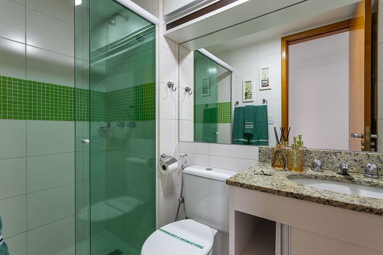 Relax com ar, wi fi, piscina no Condomínio Estrelas, ao lado