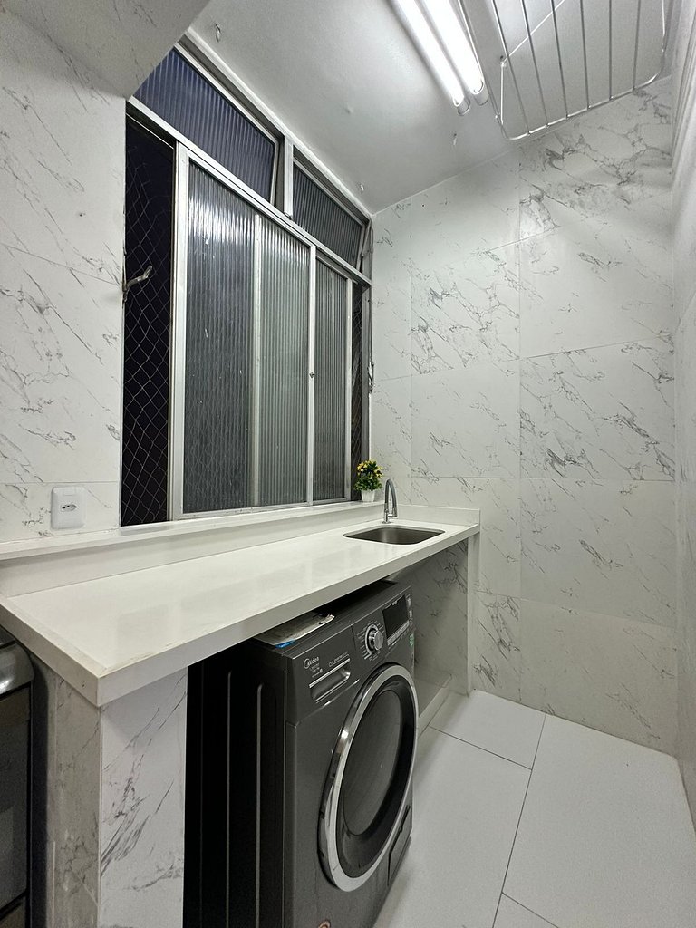 Uma quadra do Reveillon, wi fi, cozinha completa e lavanderi