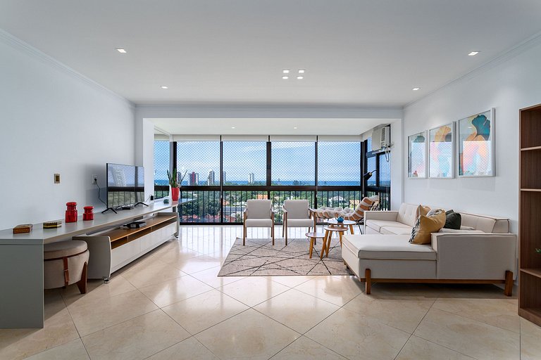Magnífica vista, luxo, praia, shopping e piscina no coração