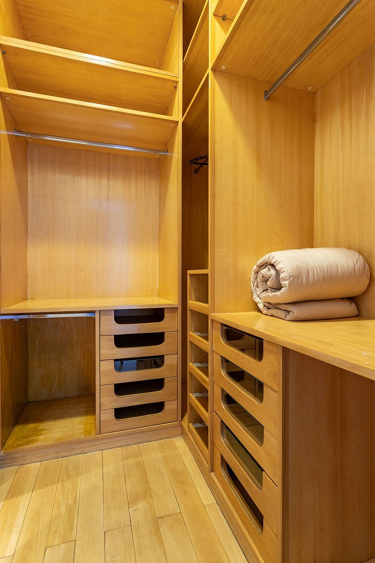 Magnífica vista, luxo, praia, shopping no coração da Barra