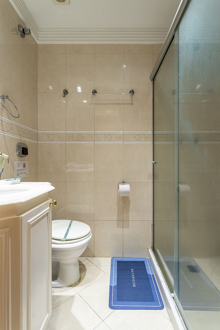 Magnífica vista, luxo, praia, shopping no coração da Barra