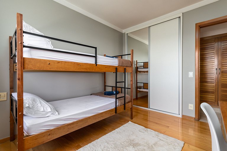 Magnífica vista, luxo, praia, shopping no coração da Barra