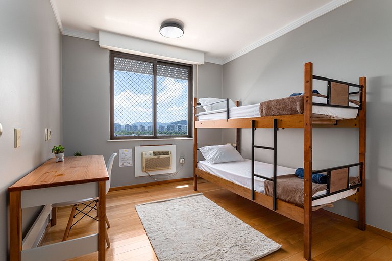 Magnífica vista, luxo, praia, shopping no coração da Barra