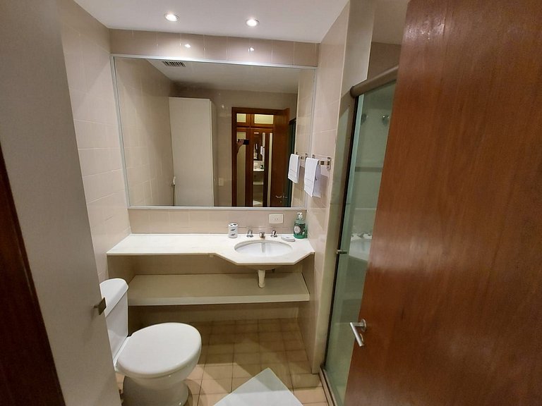 Studio a pé p o Mar, com Piscina em Copacabana