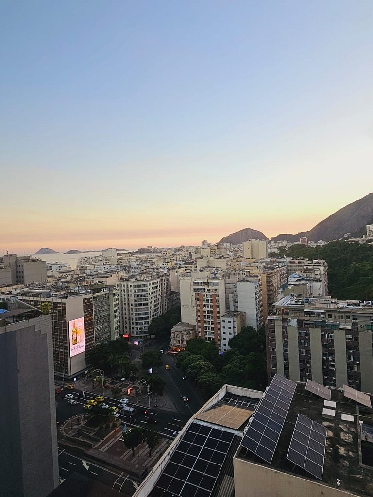 Studio com Mar, Piscina e Academia no coração de Copacabana