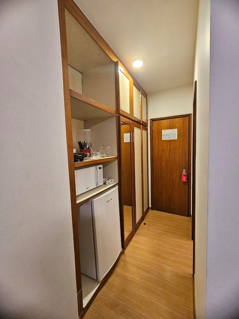 Studio com Mar, Piscina e Academia no coração de Copacabana