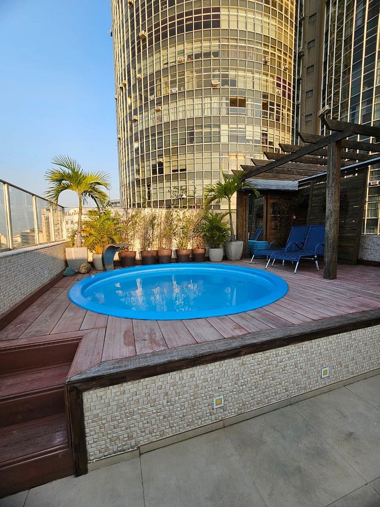 Cobertura Maravilhosa na Lagoa com Piscina Privativa e Vista