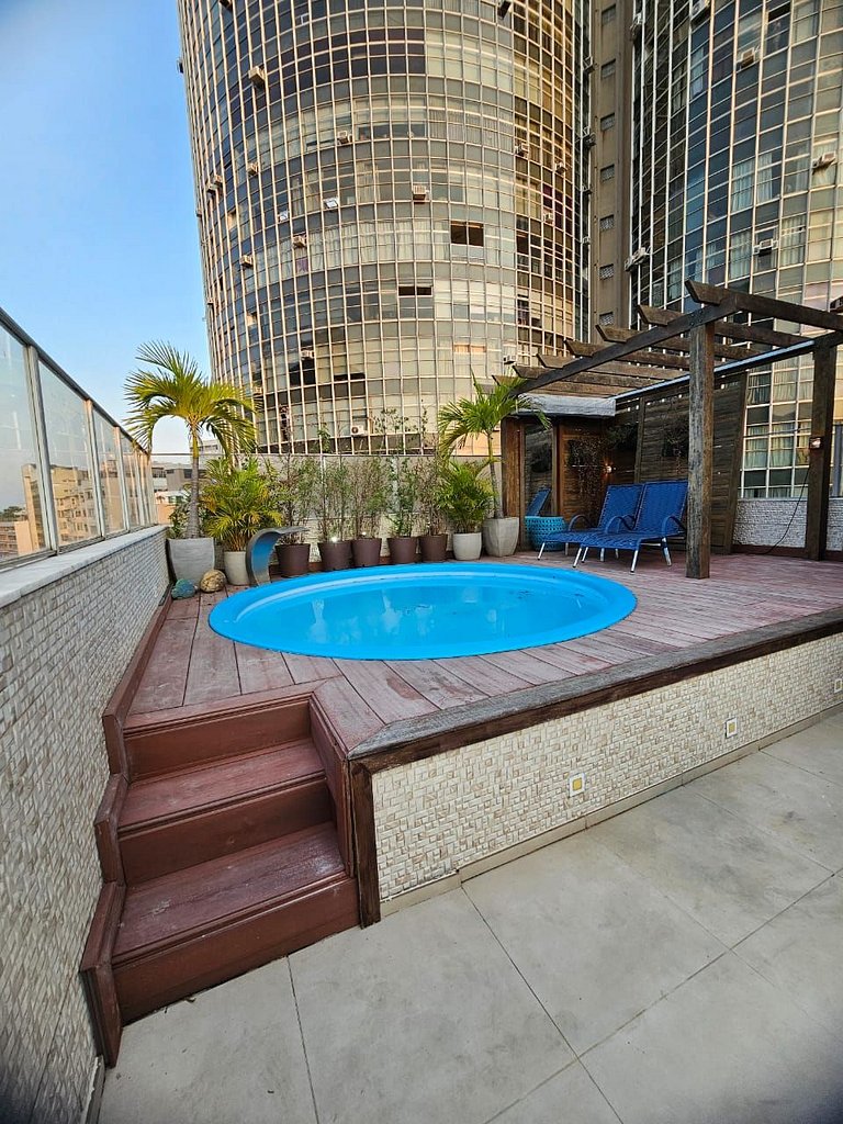 Cobertura Maravilhosa na Lagoa com Piscina Privativa e Vista