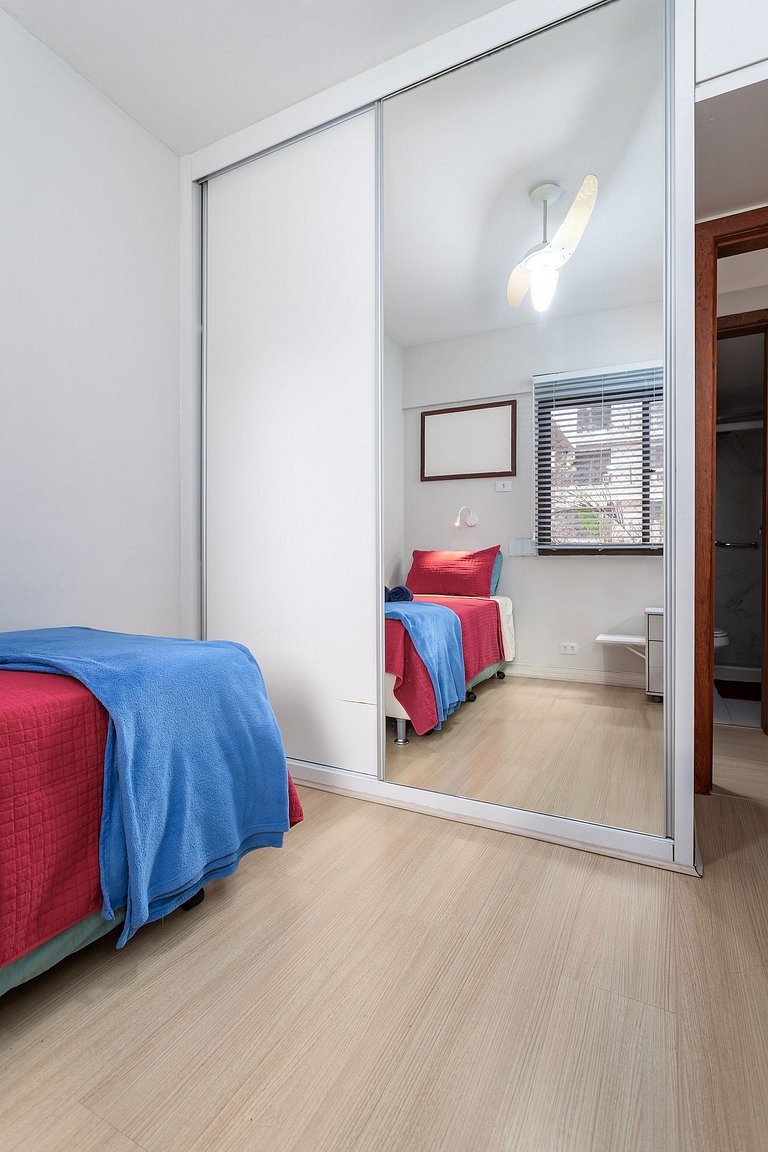 Aproveite o melhor da Barra da Tijuca. 2 quartos com piscina