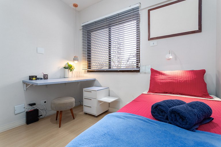 Aproveite o melhor da Barra da Tijuca. 2 quartos com piscina