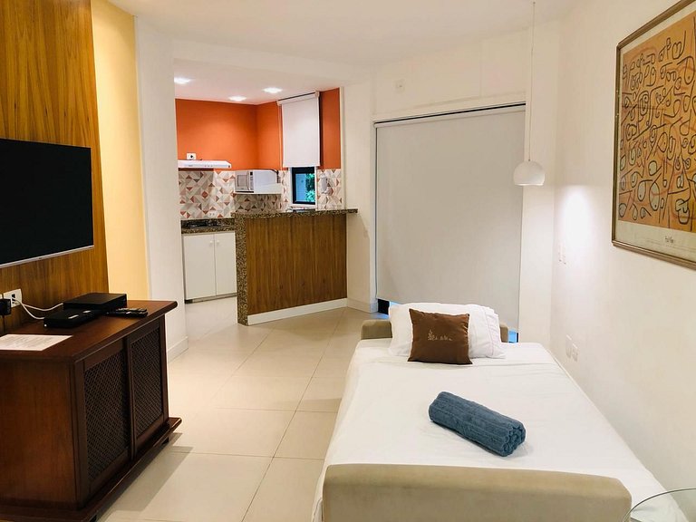 Ao lado do Reveillon de Copacabana, com vista p montanha, pi