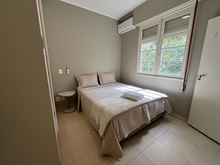 A pé para a Praia de Copacabana, 3 quartos, ar split, wi fi