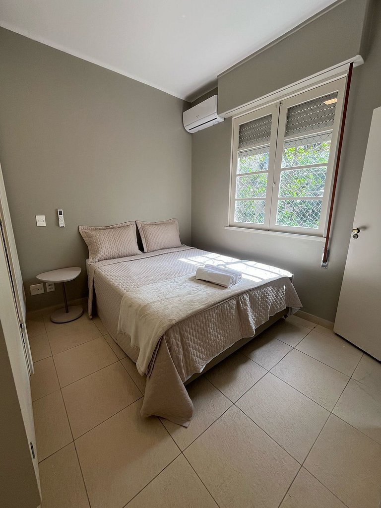A pé para a Praia de Copacabana, 3 quartos, ar split, wi fi