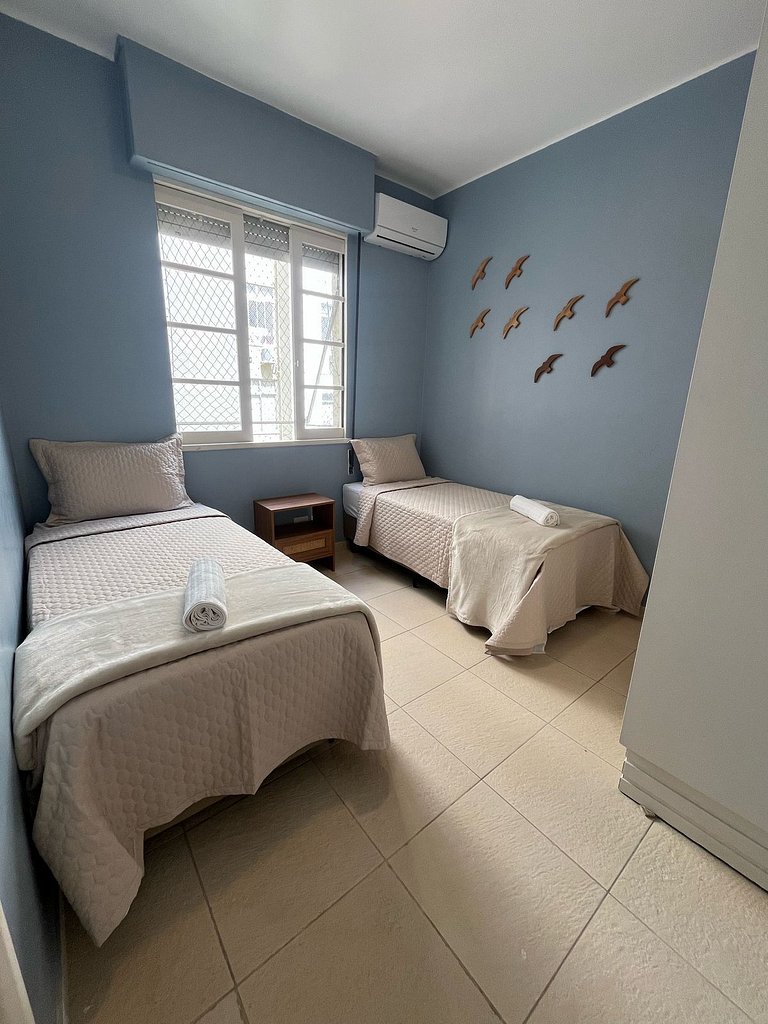 A pé para a Praia de Copacabana, 3 quartos, ar split, wi fi