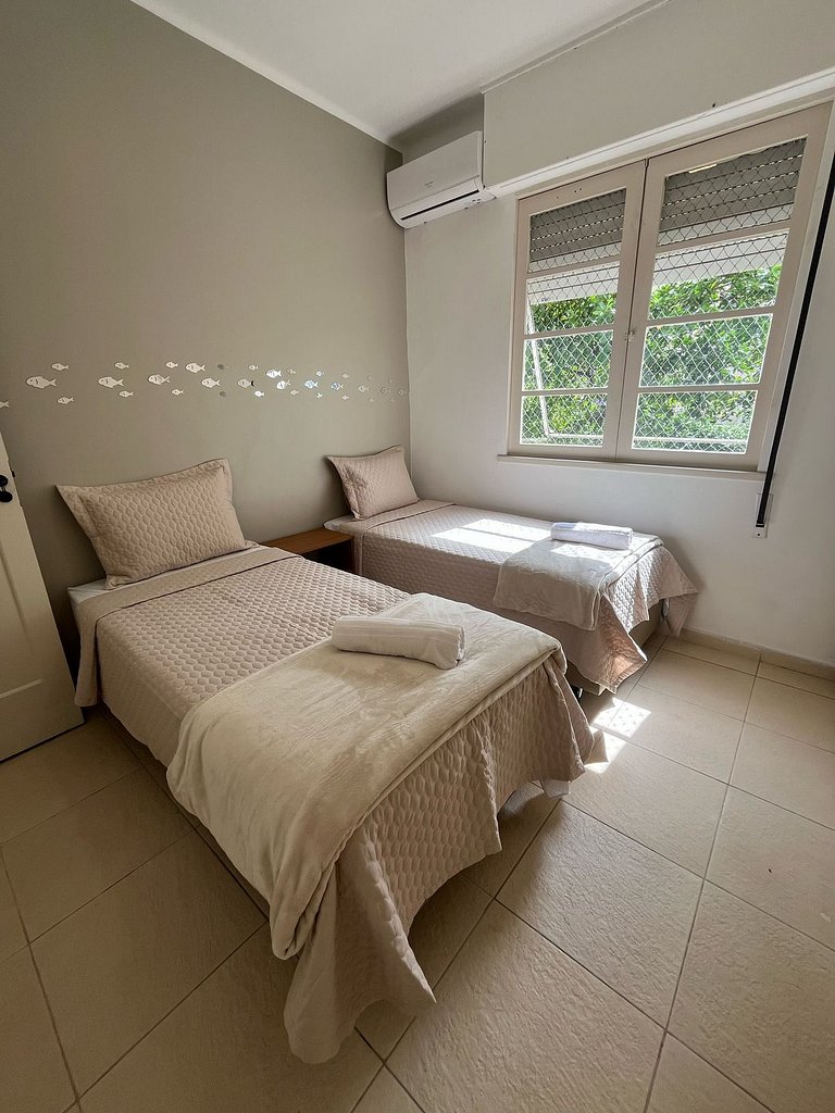A pé para a Praia de Copacabana, 3 quartos, ar split, wi fi