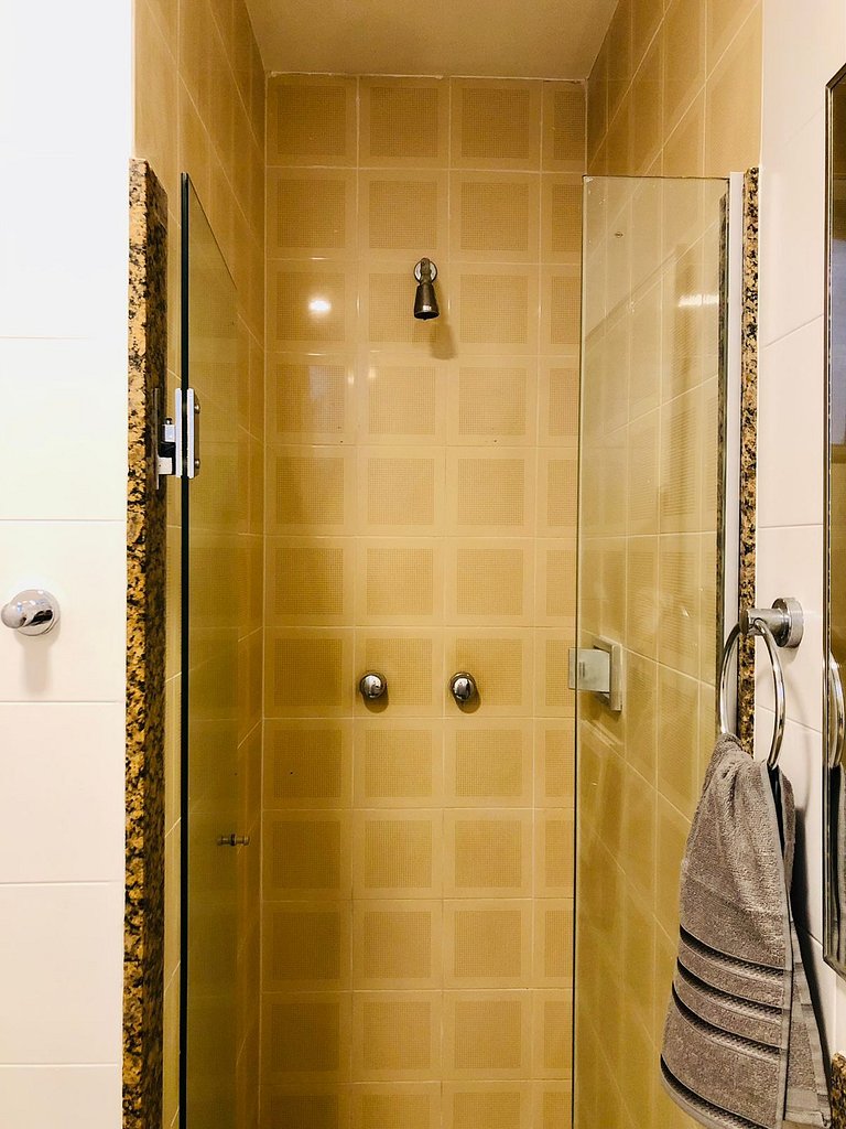 Beira-Mar, 4 Quartos, Ar, Silêncio, Confortável!