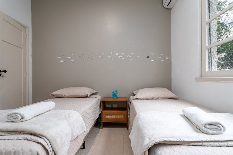 A pé para a Praia de Copacabana, 3 quartos, ar split, wi fi